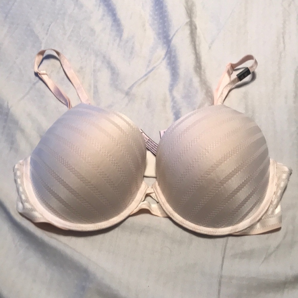 Victoria’s Secret Bra